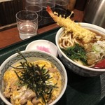 麺房 八角 - 海老セット：天ぷらうどん+ミニ親子丼 ¥760