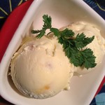 BOKUMO - ニュージーランド名物のアイスクリーム「ホーキーポーキー」