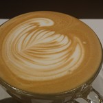 コントワ - 見事なカフェラテ