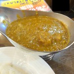 トプカ 神田本店 - 牛すじ煮込みカリー(カレー)