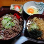 江戸家 - 豚そぼろ丼（小そば付き)　540円