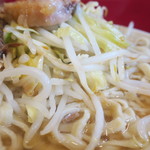 ラーメン二郎 - 野菜（デフォ）