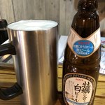 漢方和牛とかき小屋　四喜 - 白ビール 880円