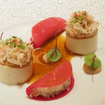ロオジエ - 毛ガニと蕪のババロア 紅芯大根のフイユ