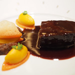 ロオジエ - 牛頰肉のブレゼ