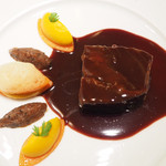 ロオジエ - 牛頰肉のブレゼ