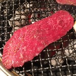 焼肉くにもと - カメノコ 薄いので数秒炙っただけが良い。塩コショウで。