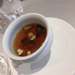 ASAHINA Gastronome - お肉と一緒に出されたスープ