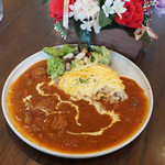 覚王山カフェ Ji.Coo. - ふわとろ卵のオーガニックトマト玄米カレー　