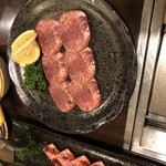 金太郎焼肉 - 