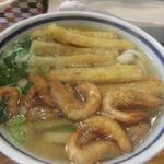 三井うどん店 - ご主人自慢のスープは北海道産コンブや天然のカツオ、ウルメ、サバ等の天然物を使い福岡の醤油とみりんを加えた福岡らしい甘みのあるスープです。