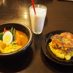 kanakoのスープカレー屋さん - Kanako'sチキングリルonライス ＆ ラッシー
