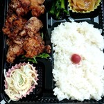 弁当 桜 - 女性らしいお弁当だね