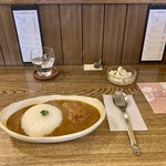 ガルガ - ランチでチキンカレー
スパイシーで身体があたたまる！