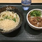 はなまるうどん - ミニ丼だとお腹いっぱい～