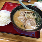 Kuruma Ya Ramen - 味噌チャーシュー 970円