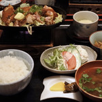 미세다니 다이코쿠야 잇시점 - 鳥の味噌バター焼き1400円