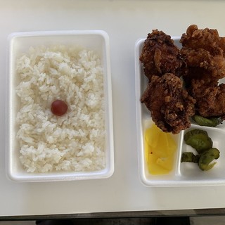 酒場食堂 ウスラ カスラ_0