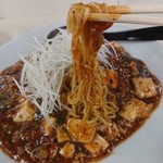 茶飯次 - 粗挽きの胡椒も入ってるかな？けっこうスパイシー