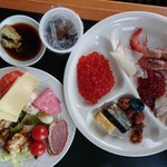 サロマ湖鶴雅リゾート - 朝食
      
      全部食べよう！という品のない盛りつけになってしまった