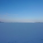 サロマ湖鶴雅リゾート - 早朝のサロマ湖
      
      青空と流氷ブルー
      
      完全に結氷している