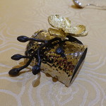 トゥ・ラ・ジョア - 