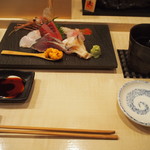 Sushi Senki - お造り盛り合わせ ＆ 冷酒（北の勝 純米）