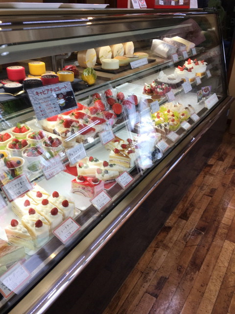 エクレール 徳重 名古屋芸大 洋菓子 その他 食べログ エクレール 徳重 名古屋芸大 洋菓子 その他 食べログ