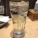 格安ビールと鉄鍋餃子 3・6・5酒場 - チューハイ レモン入り 150円税別