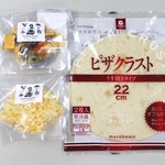 クッキング・チーズ - 名物「ホームピザセット」¥１１３５