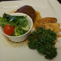 日光金谷ホテル - ハンバーグセット。