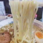 らーめん 小野屋 - スルスルモチっとした中細ストレート角麺