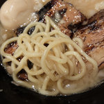 らぁめん・つけめん　豚火 - 麺アップ