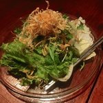 chopstick cafe 汁ベゑ - シャキシャキ☆旬野菜のサラダ
