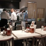 覇王 - 何時も会計してくれる黒いエプロンの男性は教頭先生みたいな感じ