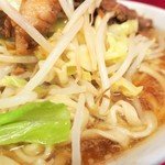 ラーメン二郎 - 野菜（デフォ）