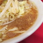 ラーメン二郎 - スープ