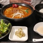 覇王 - 黒担担麺セット