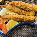 錦江湾 - エビフライ。