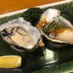 おけい鮨 - 北海道厚岸産牡蠣まるえもん 塩とポン酢で