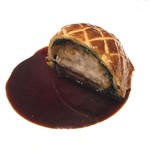 ラチュレ - 白子のパイ包み焼き： トリュフのマデラソース