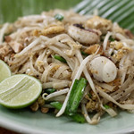 酒とタイ料理 ピッサヌローク - タイ焼きそば（パッタイ）