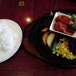 レストラン にんじんはうす - お肉尽くし