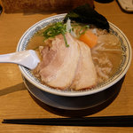 丸源ラーメン 甲府平和通り店 - 熟成醤油ラーメン肉そばダブル（800円）＋チャーシュー（200円）