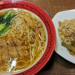 万世麺店 - 