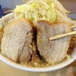 Ramenkagemusha - らーめん＋豚１枚850円（野菜マシマシ）