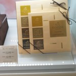 GODIVA - 