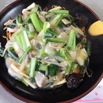 チャイナレストラン 横浜 - 五目ヤキソバ 780円 大盛100円増し