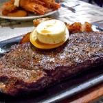 ビッグワン - 牛ロース肉ステーキ（３００ｇ）