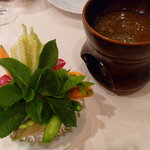追加+1,400のバーニャカウダ。とっても野菜の魅せ方が上手♪